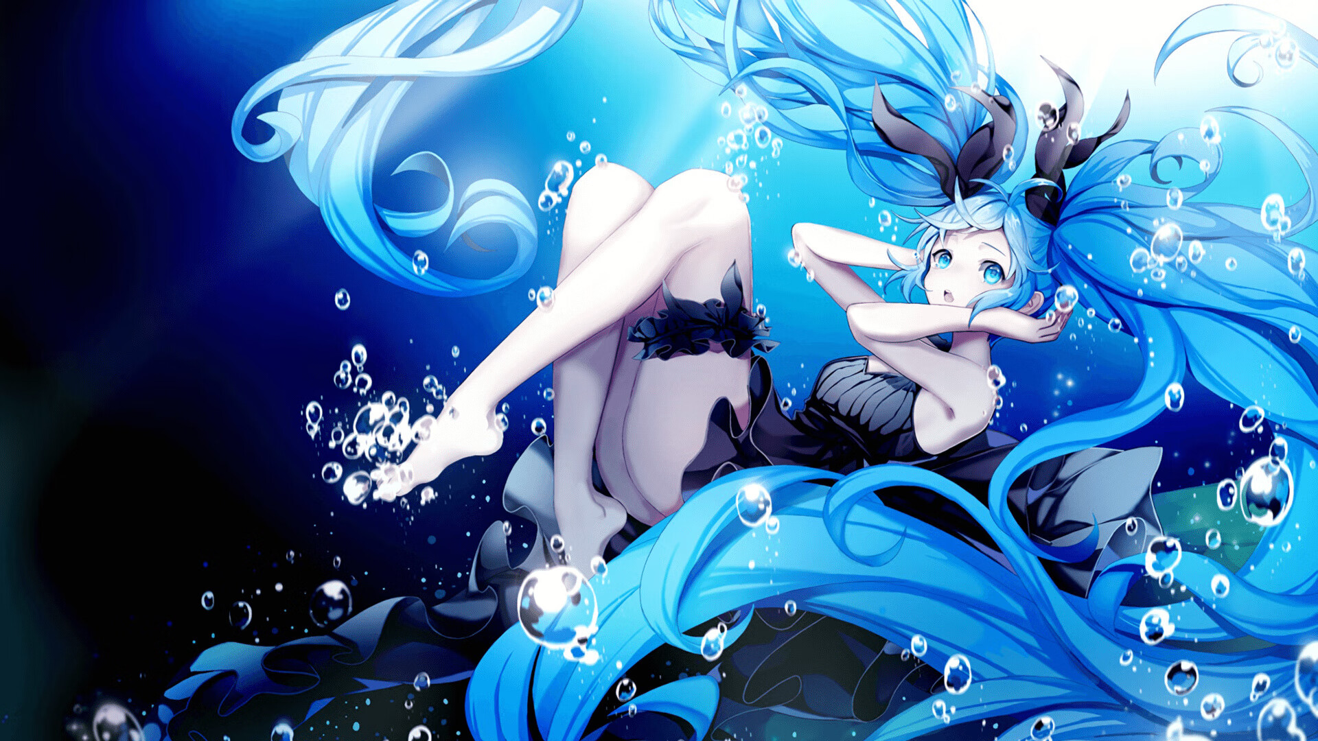 国际足球赛事中球员们努力奋斗,为胜利而战,国际足球比赛名称