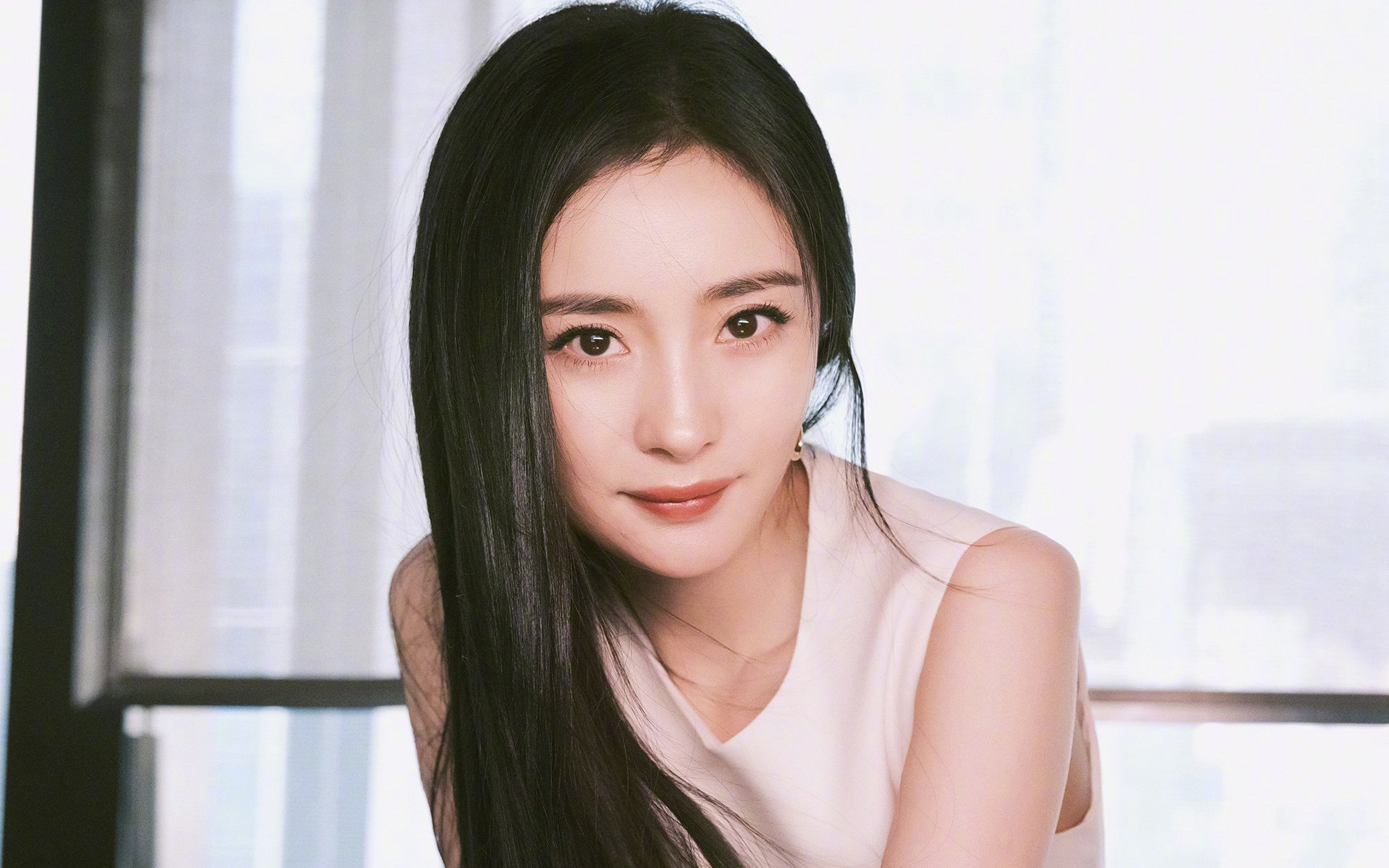 b体育入口-奥格斯堡主场惨败，保级形势严峻，奥格斯堡队