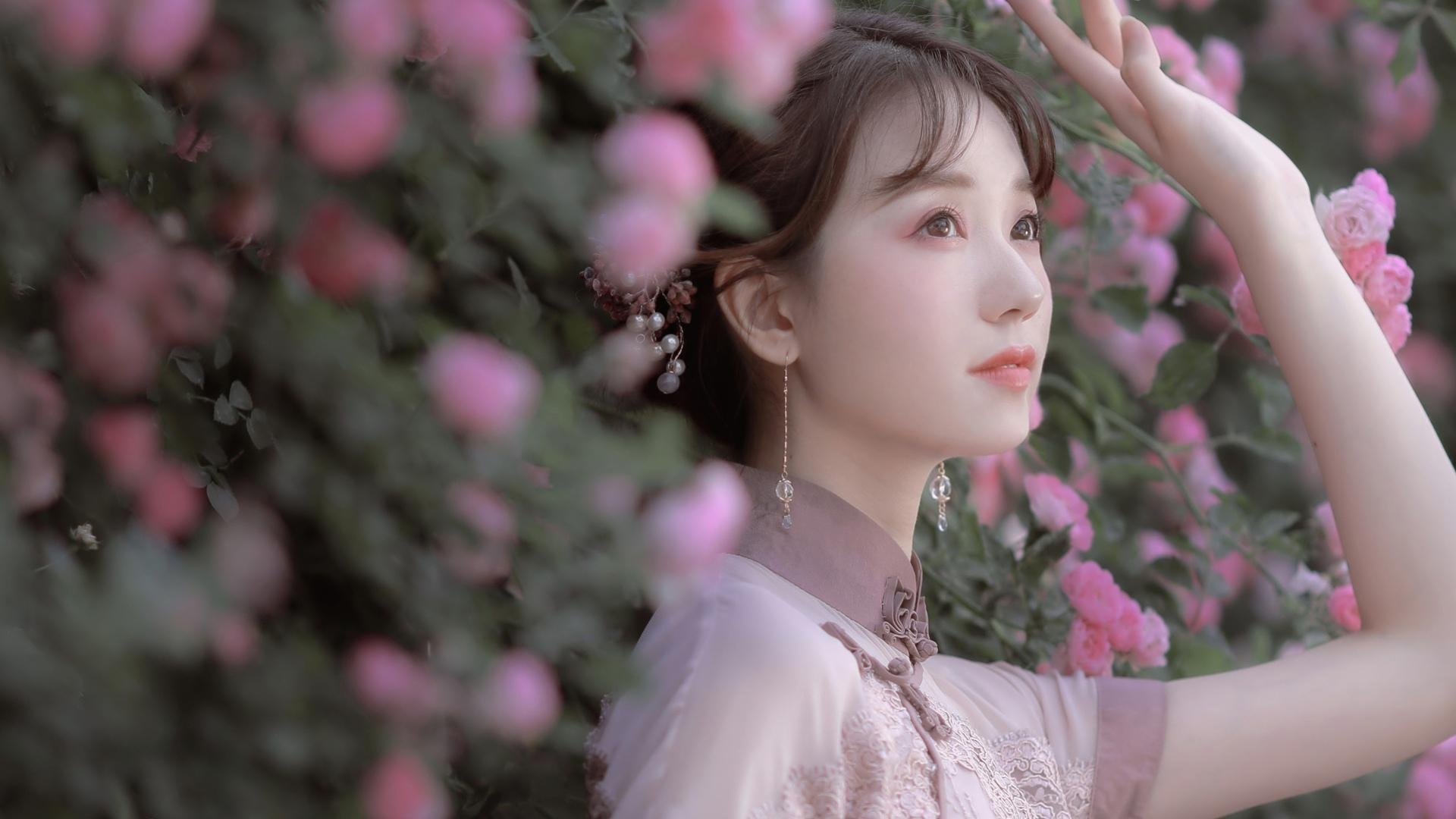 奥格斯堡客场逆转战胜对手,保持不败战绩,奥格斯堡官网