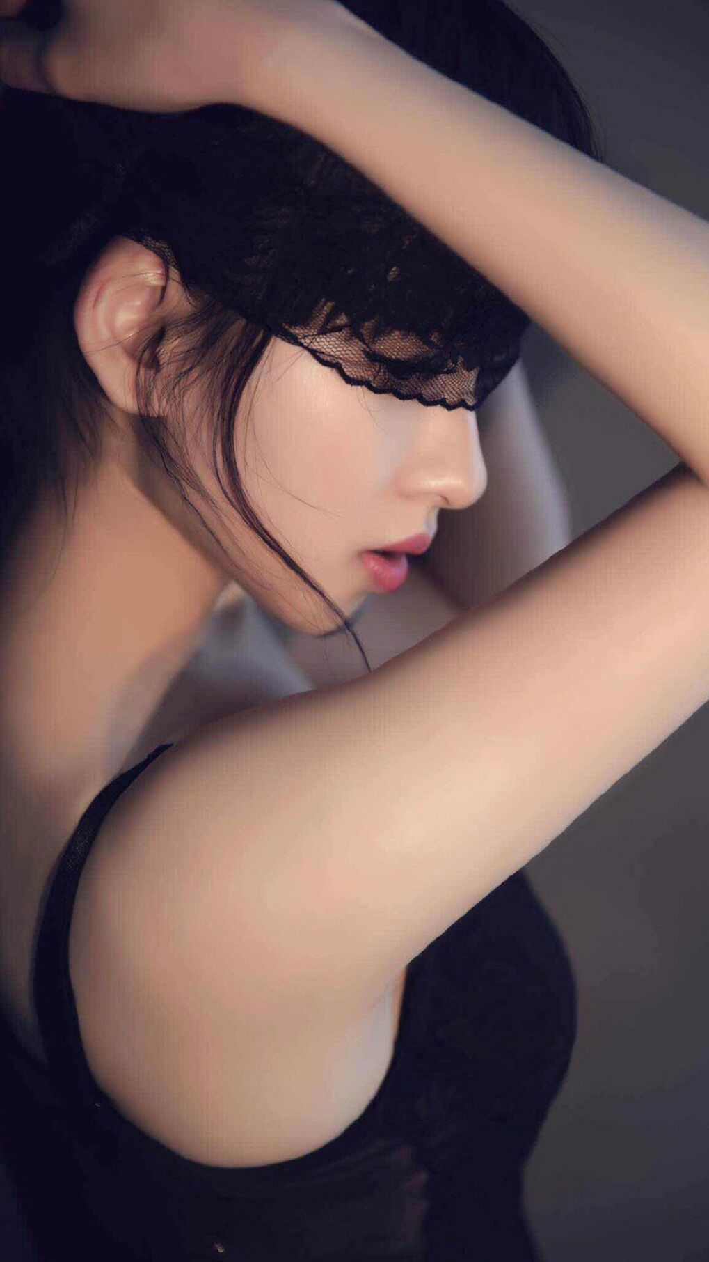 恩比德回归后内线防守明显改善，恩比德复出首战砍下24分8板2助3帽