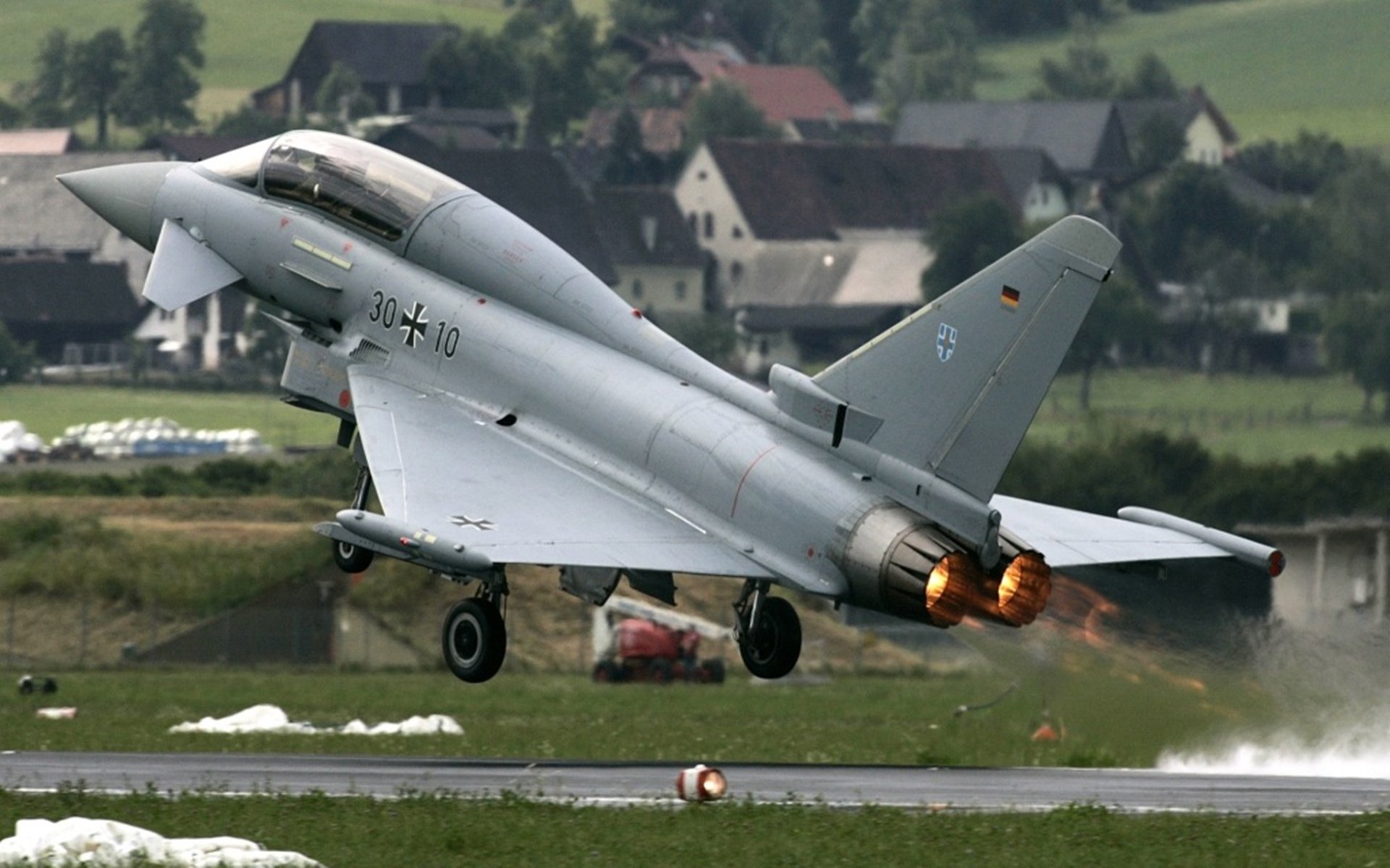 b体育入口-蛙泳比赛韩国女队表现坚韧，蛙泳女运动员