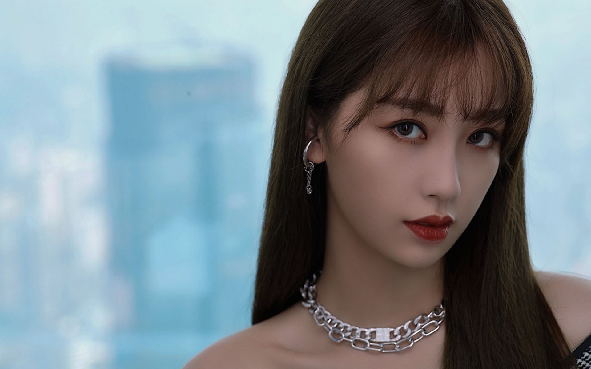 詹姆斯亲自发起球队更衣室文化建设，詹姆斯更衣室地位