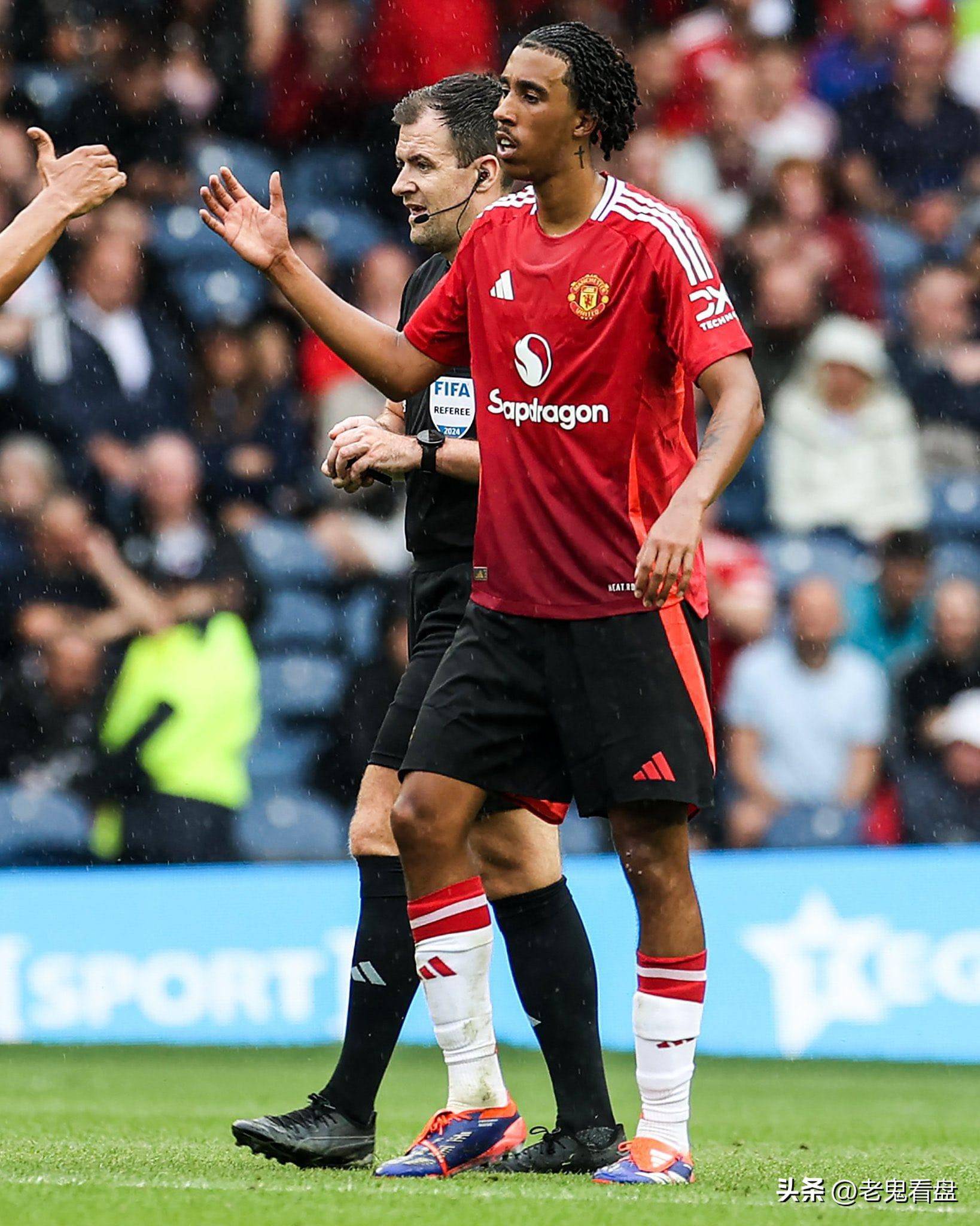 b体育下载:德甲的社区参与：如何拉近球队与球迷的距离的简单介绍