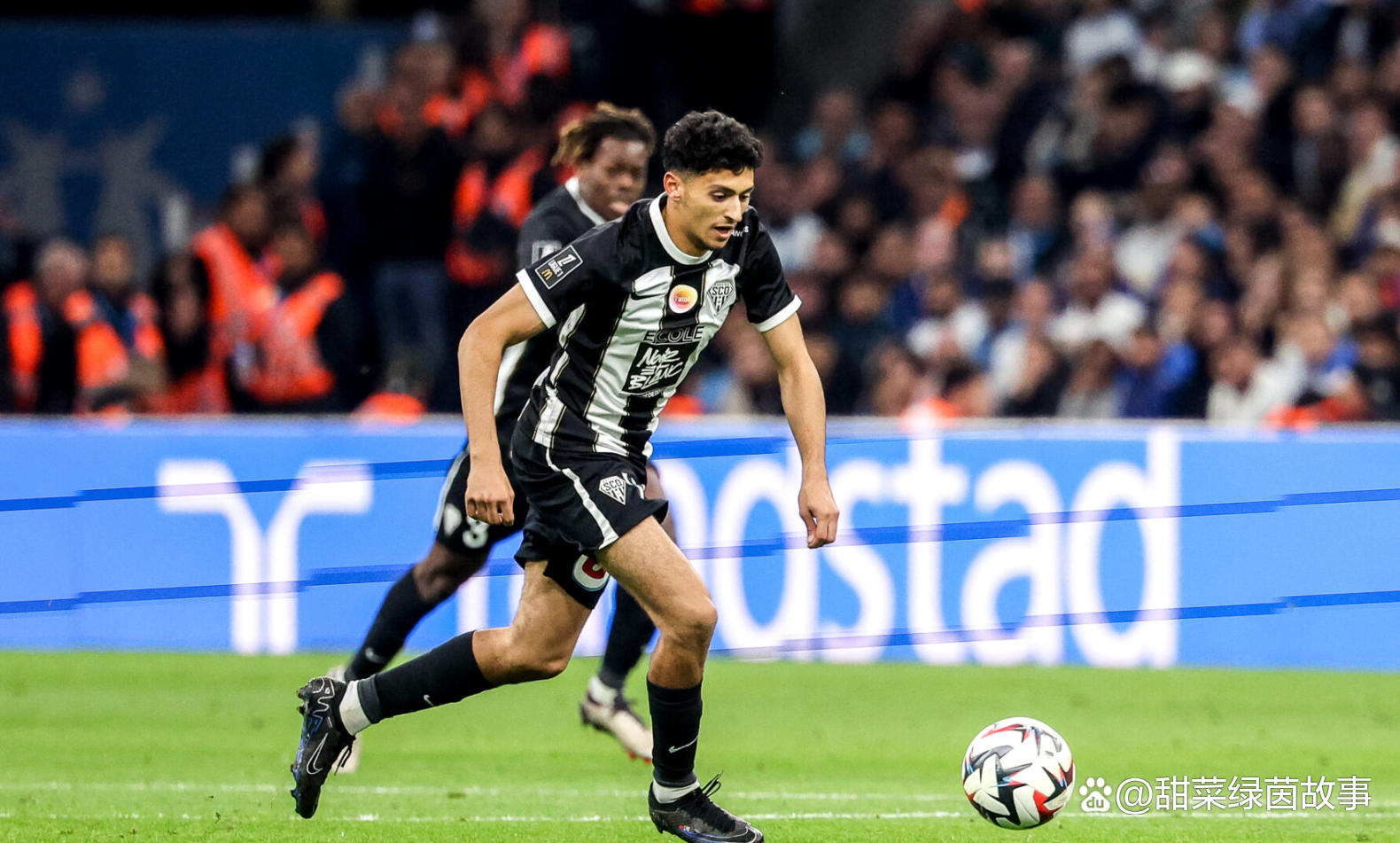 b体育下载：法甲昂热的青训体系成就未来的简单介绍