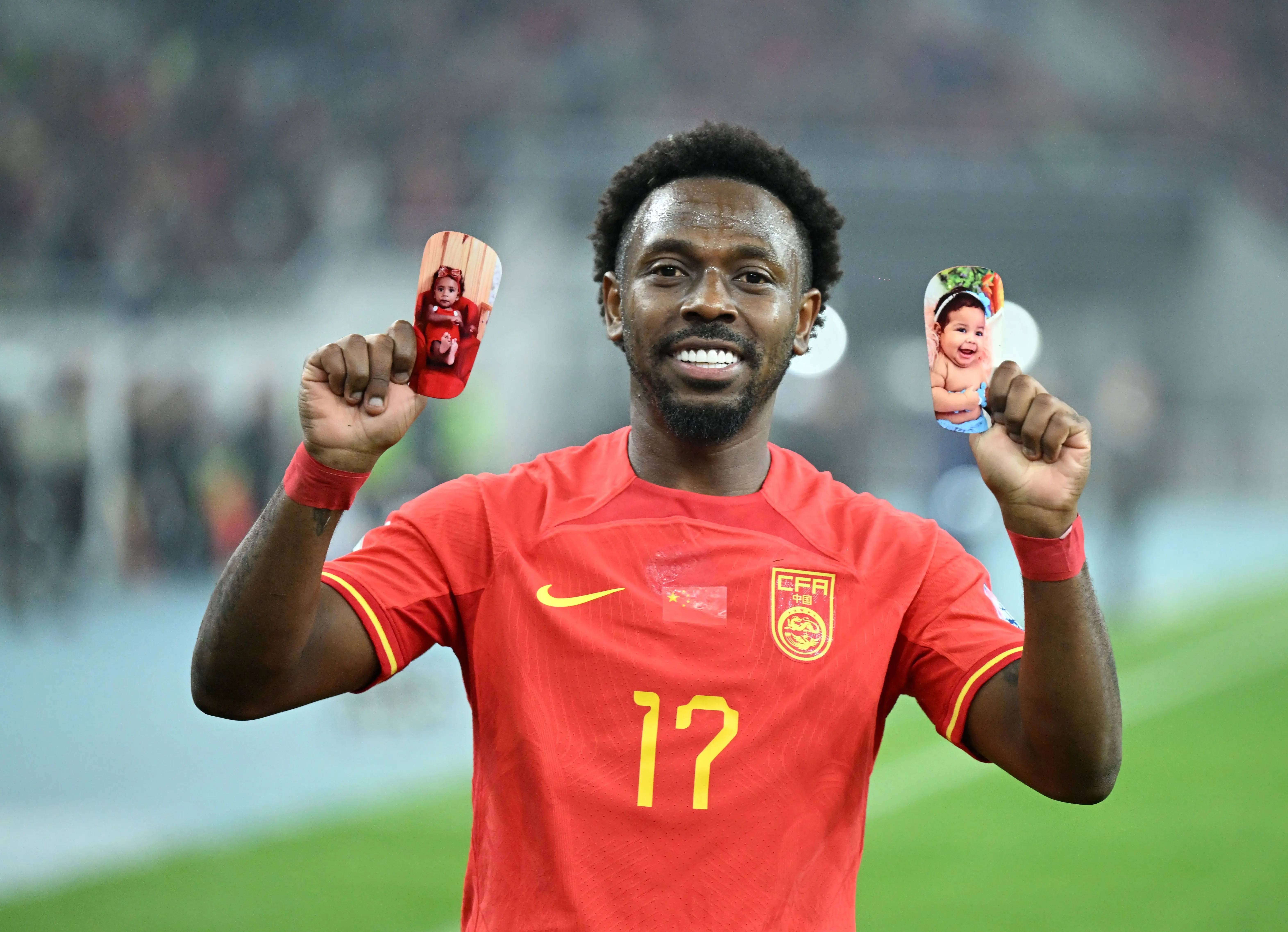 关于B体育APP:归化球员艾克森竞技状态评估：年龄增长与战术适应性分析的信息