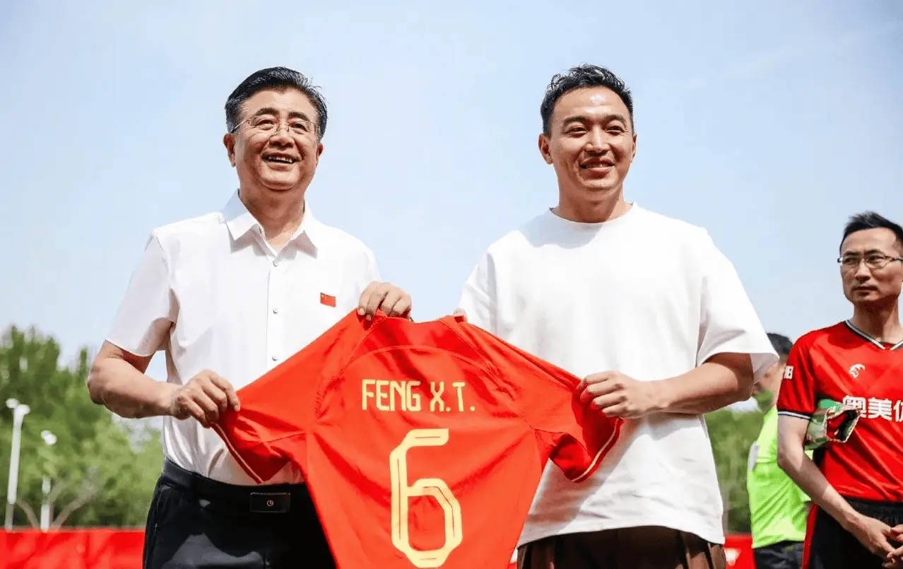 B体育APP:老将冯潇霆经验对年轻球员的指导作用分析的简单介绍