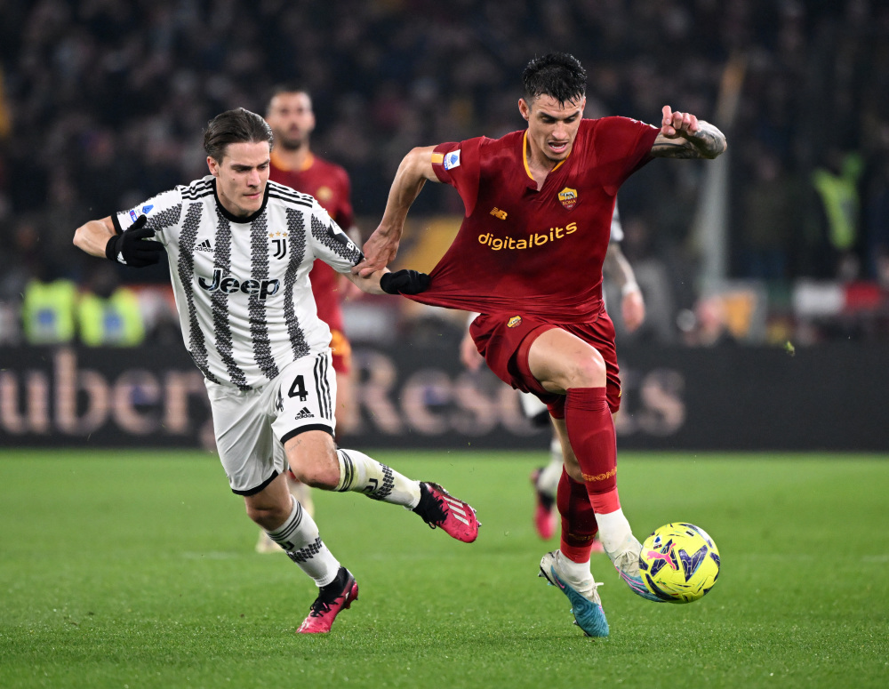 b体育下载:意甲的技术风格：如何打破传统规范的简单介绍