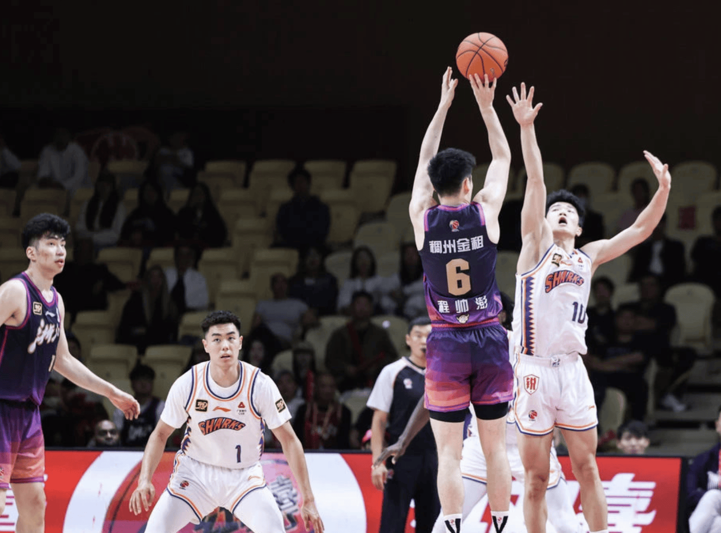 关于B体育官网:中国男篮历史上的经典防守战术:回顾那些令人窒息的防守表现的信息 关于B体育官网:中国男篮历史上的经典防守战术:回顾那些令人窒息的防守表现的信息